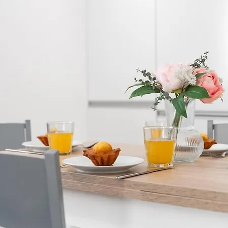 Apartment Sunflower - A 3 Min A Pe Da Nazaré